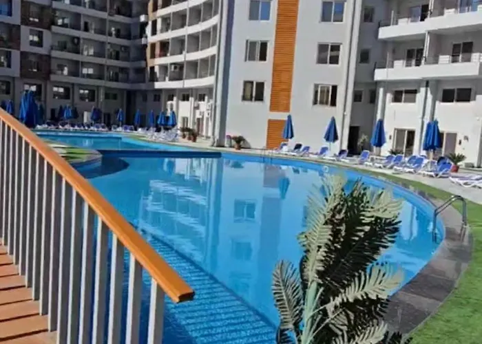 Private Pool Relaxing Apartman *