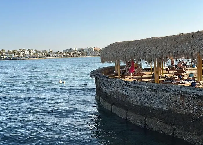 Private Pool Relaxing Apartman